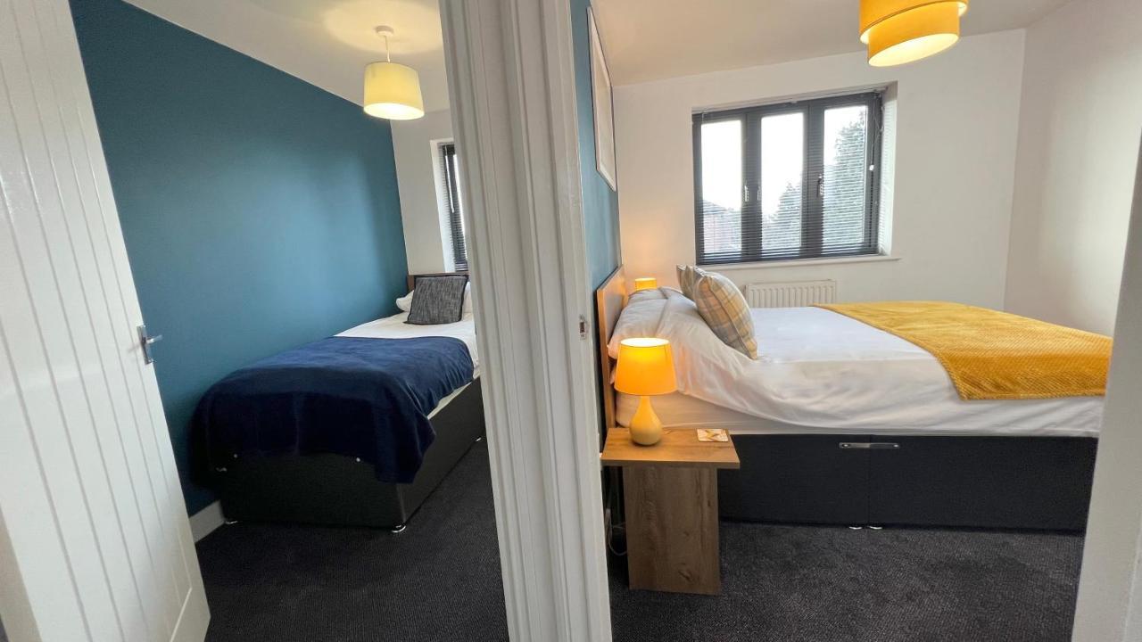Cross Court, Stafford By Bell Apartments Ngoại thất bức ảnh